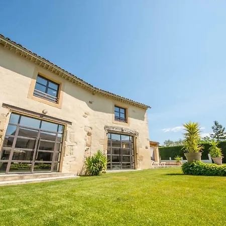 Holiday home Du Batadou - De Charme En Provence